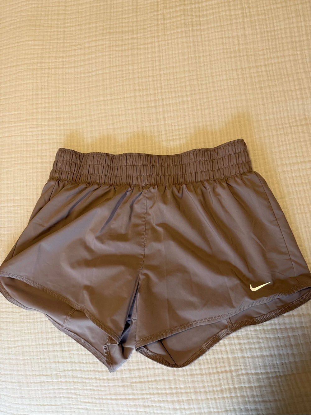 Nike Women's mauve Elastic-Waist Athletic Shorts with Swoosh
